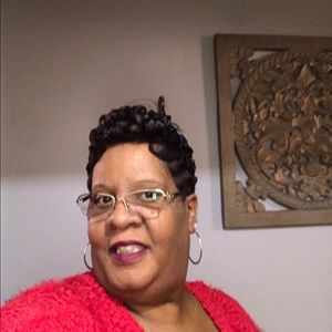 Meet your Posher, Angelique